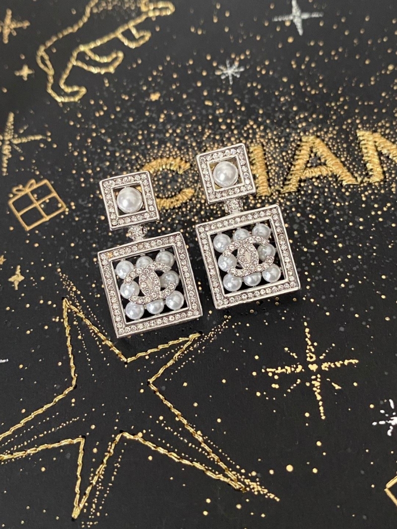 Ch**el earrings